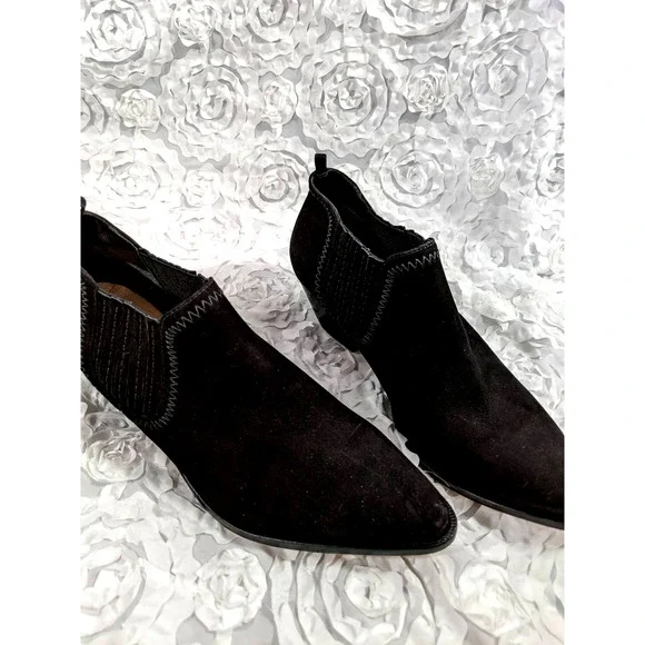NEW SCHUTZ Jaqueline‎ Pointed Toe Bootie $215